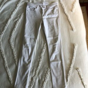 Rag & Bone white demin jeans! Size 28